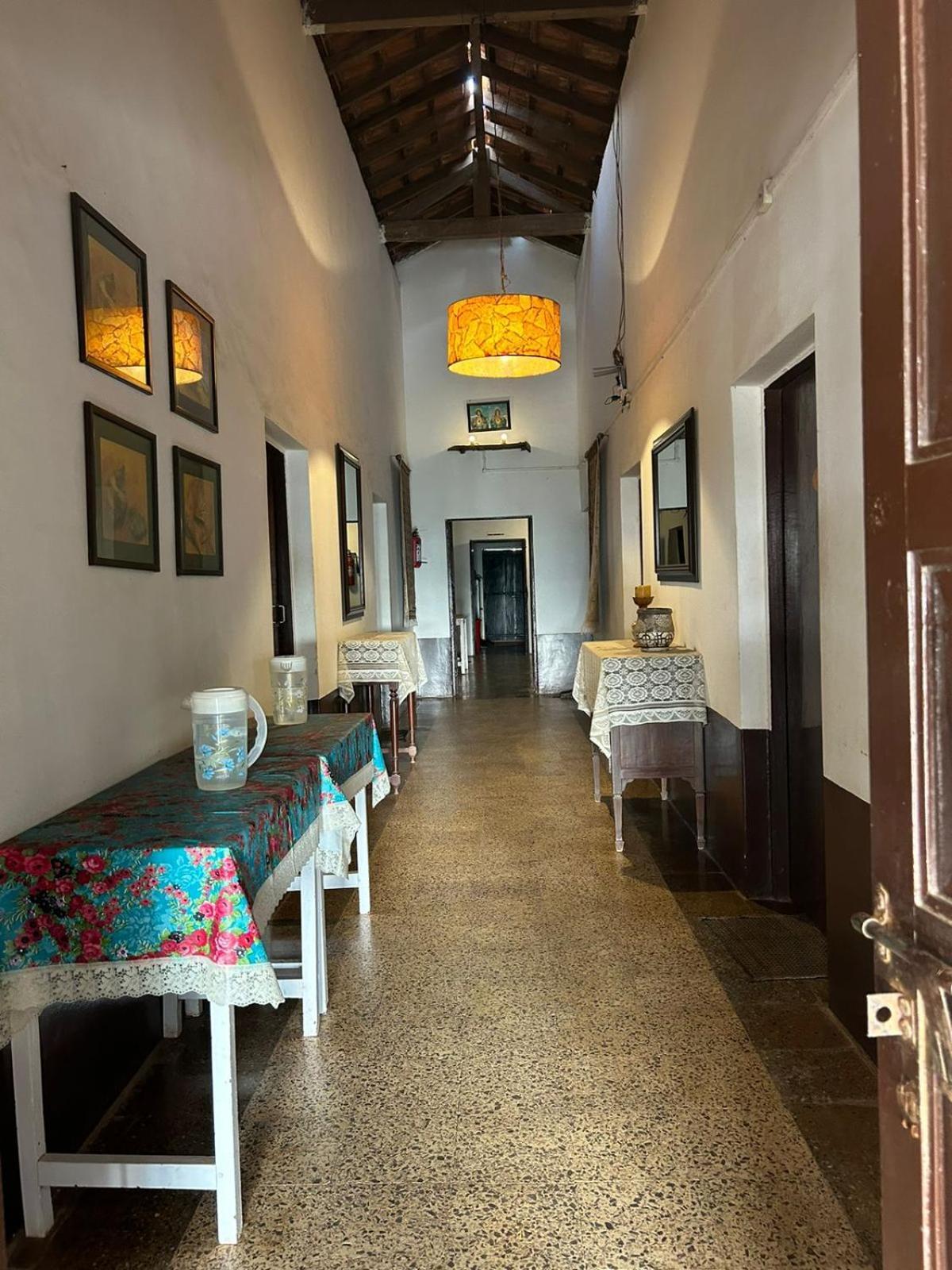 Ocean View Goan Beach House Calangute Exteriör bild